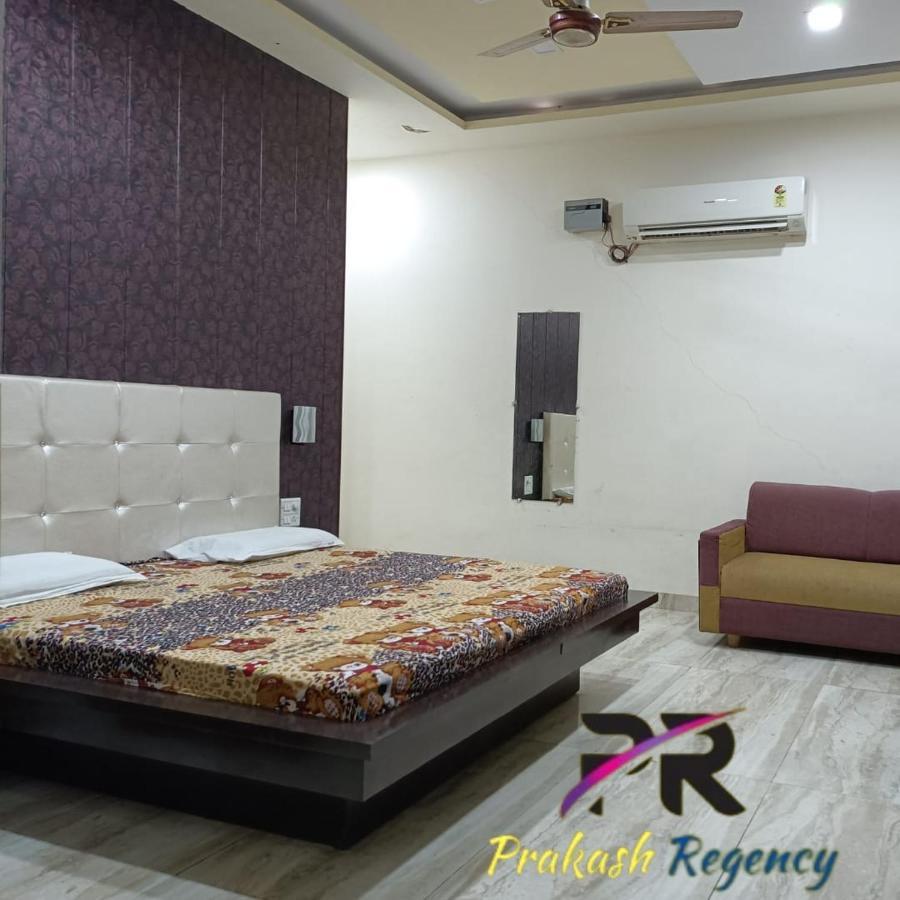 Hotel Prakash Regency Hapur Exteriör bild