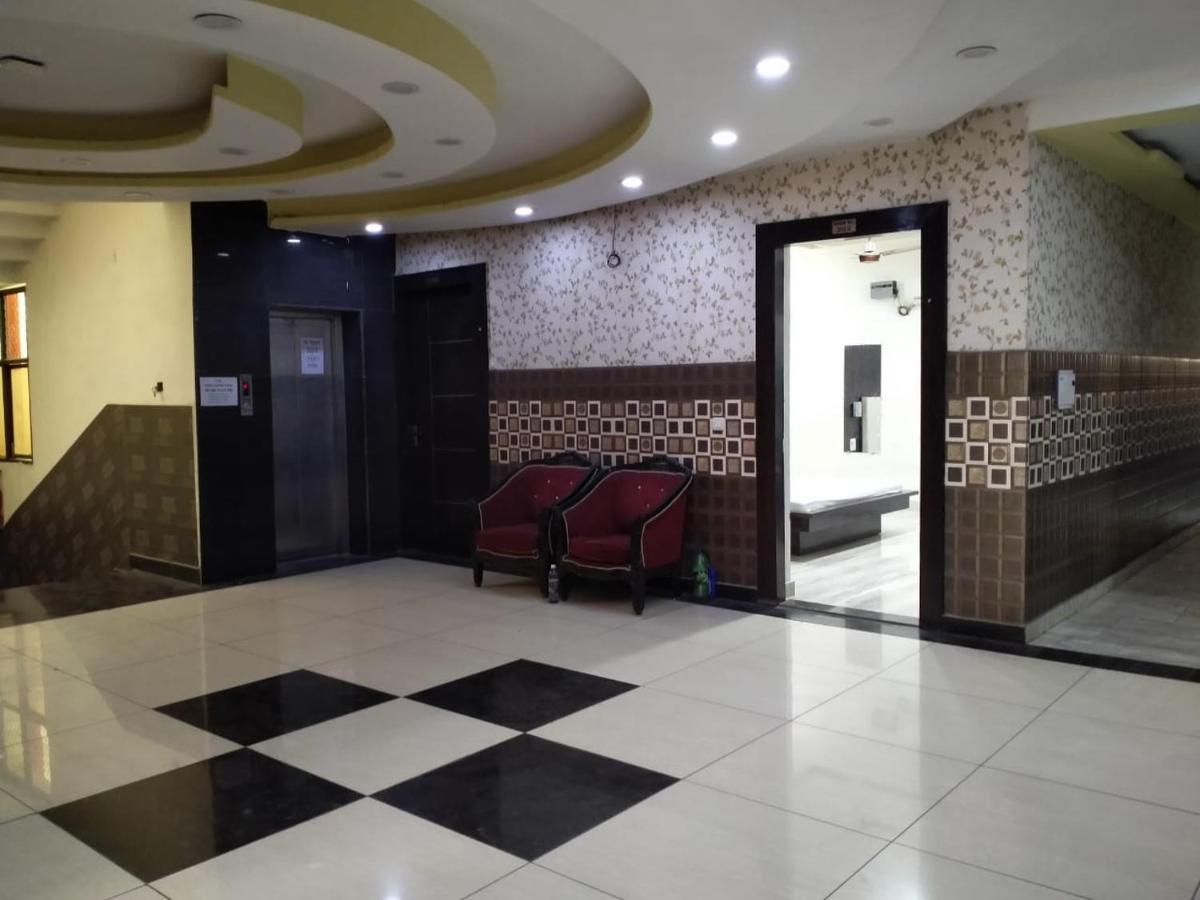 Hotel Prakash Regency Hapur Exteriör bild